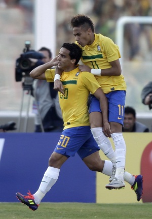 Jadson marcó el 1x0 a favor de Brasil.