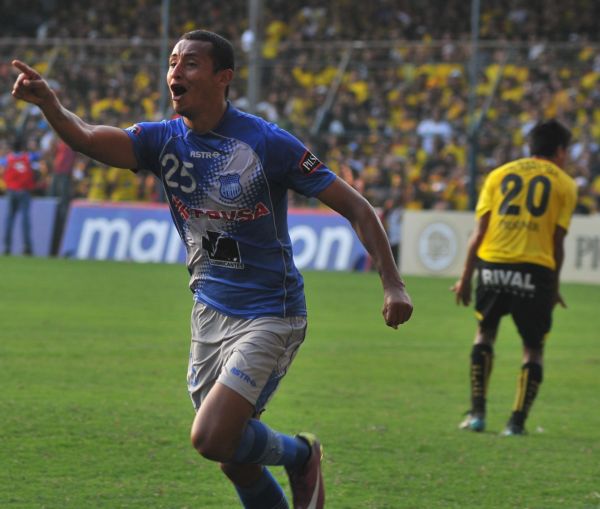 Eduardo Morante anotó el gol del empate tras un centro del uruguayo Brian Lugo.