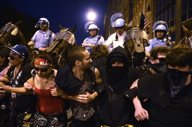 Protestas OTAN
