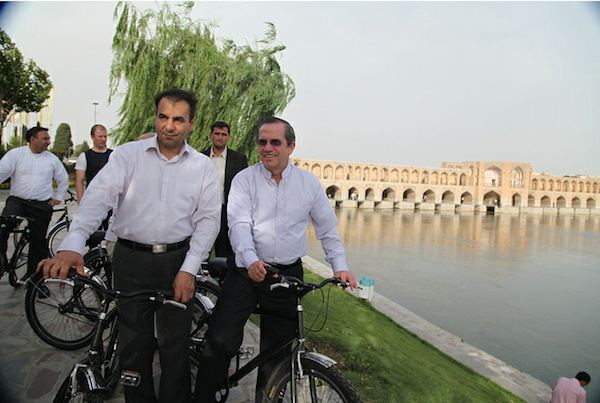pati˜õ en iran