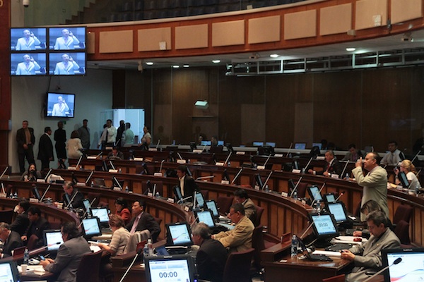 ASAMBLEA EN EL PLENO