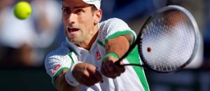 El serbio Novak Djokovic durante el partido contra Grigor Dimitrov en el Masters de Indian Wells el martes 12 de marzo de 2013. (AP Foto/Mark J. Terrill)