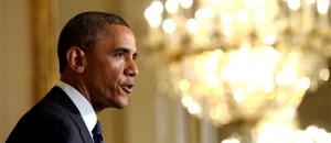 El presidente Barack Obama habla en la Casa Blanca en Washington de las acciones del Servicio de Rentas Internas (IRS por sus siglas en inglés) dirigidas indebida y específicamente contra grupos conservadores, el miércoles 15 de mayo de 2013. Obama anunció la renuncia del comisionado interino del IRS, Steven Miller. (AP Foto/Susan Walsh)