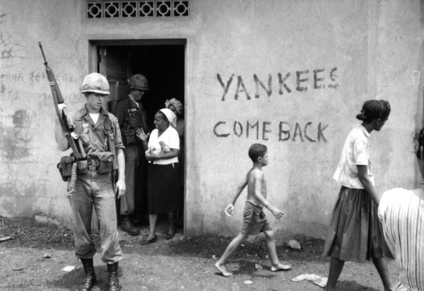 Tropas americanas en Santo Domingo, en República Dominicana. 