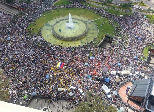 Plaza Venezuela, en el centro de Caracas, la mañana del miércoles 12 de febrero de 2014.
