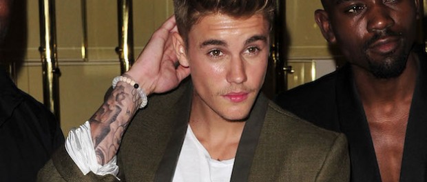JUSTIN BIEBER