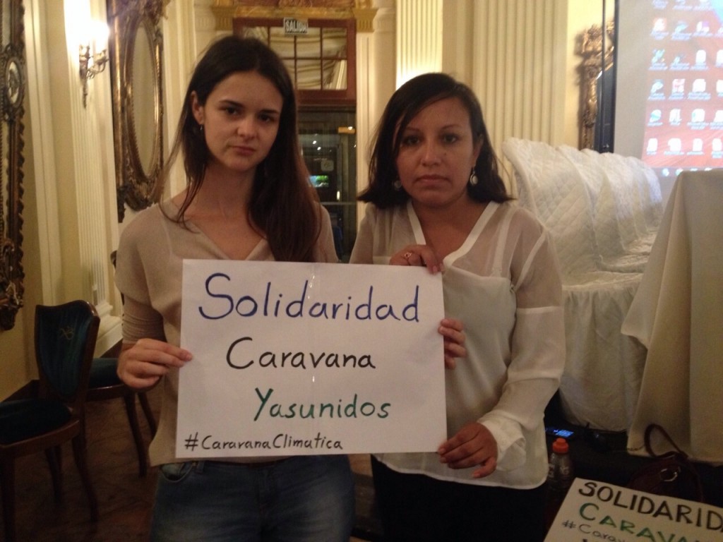 En redes sociales, diferentes grupos se solidarizaron por la detención de la caravana de Yasunidos.