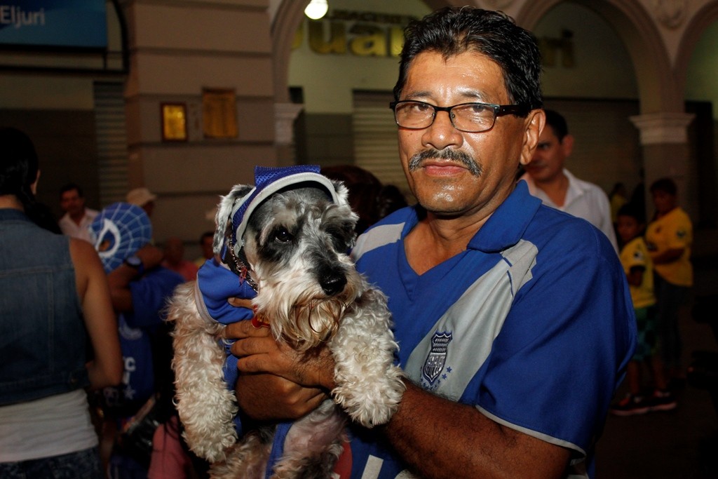 hinchas emelec1