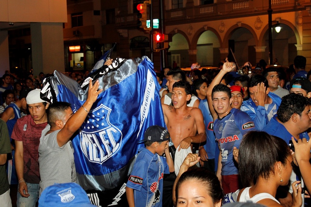 hinchas emelec11