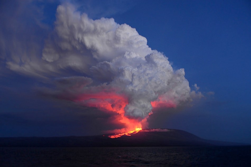 Volcán Wolf, en la Isla Isabela, el 25 de mayo de 2015. Dirección del Parque Nacional Galápagos.