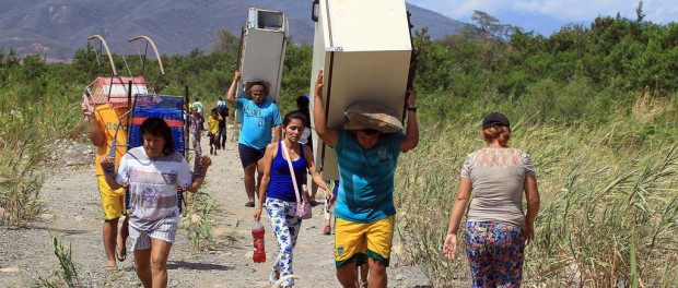 A 1113 ASCIENDE NÚMERO DE COLOMBIANOS QUE HAN TENIDO QUE SALIR DE VENEZUELA