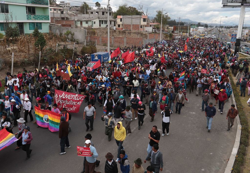 Marcha indígena en Latacunga el 10 de agosto de 2015. Foto: API