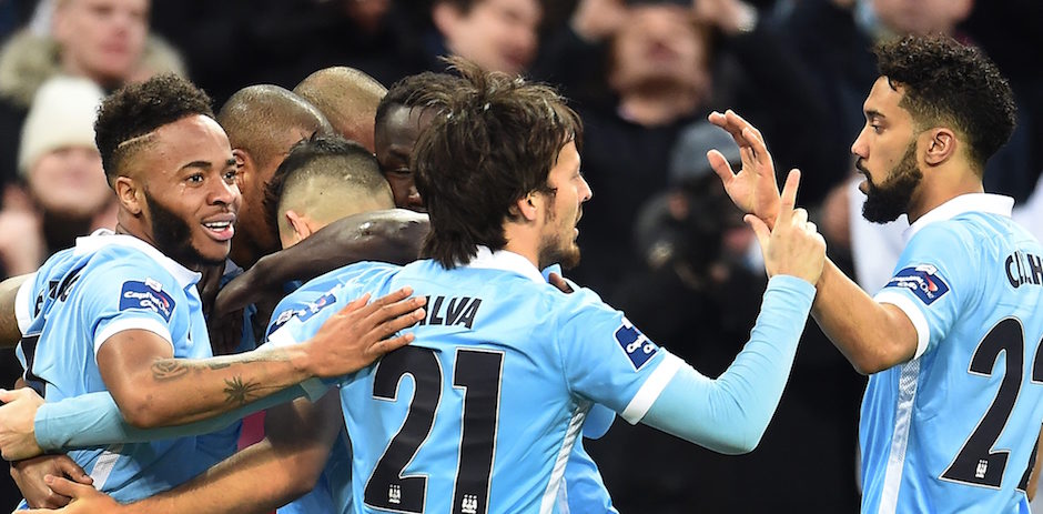 ARA1. London (United Kingdom), 28/02/2016.- Manchester City's players celebrate after Fernandhino scored against Liverpool during the English Capital One Cup final at Wembley Stadium in London, Britain, 28 February 2016. (Londres) EFE/EPA/ANDY RAIN EDITORIAL USE ONLY. No use with unauthorized audio, video, data, fixture lists, club/league logos or 'live' service. Online in-match use limited to 75 images, no video emulation. No use in betting, games or single club/league/player publications
