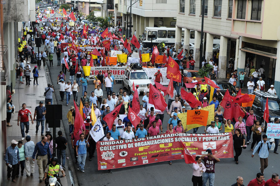 Marcha en Guayaquil, el 17bde marzo de 2016. API/Marcos Pin