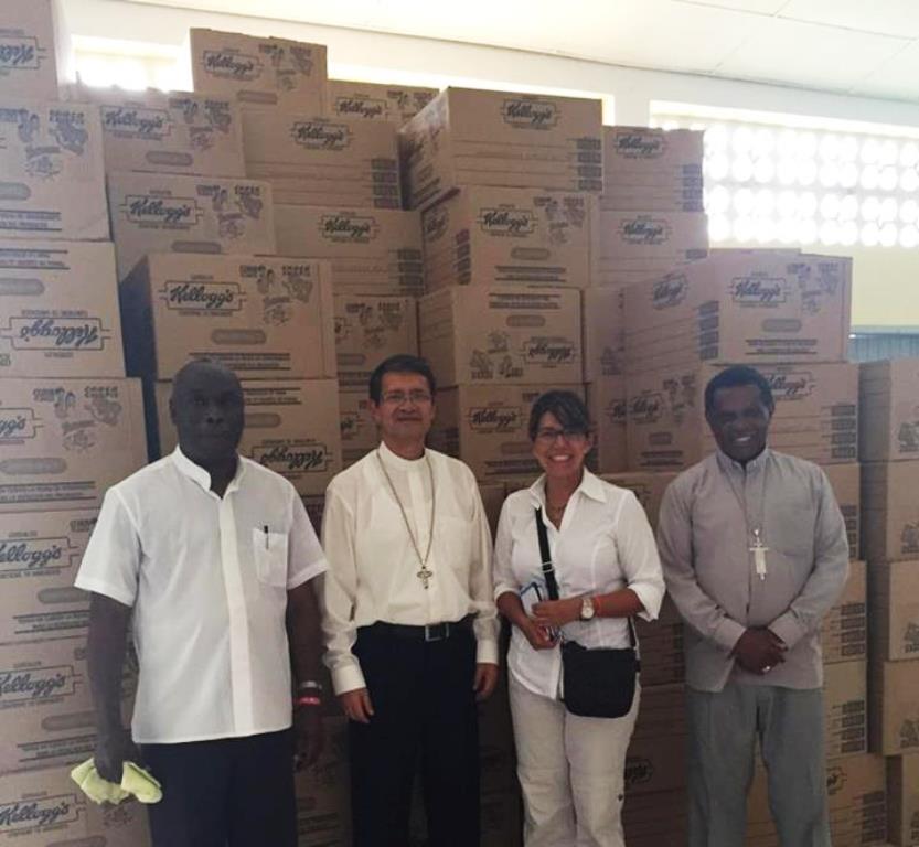 Banco de Alilmentos Diakonía  visitan Muisne, Pedernales y Pueblo Viejo, Esmeraldas, Manta, Portoviejo, llevando  cargados de kits de ayuda a las zonas afectadas..