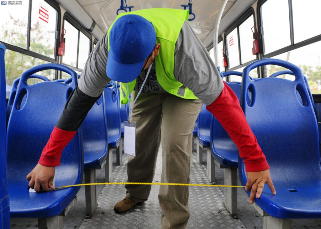 Guayaquil 1 de Agosto 2016. La Autoridad de Tránsito Municipal inició la revisión de buses previo al incremento de pasajes. Fotos: Marcos Pin / API 