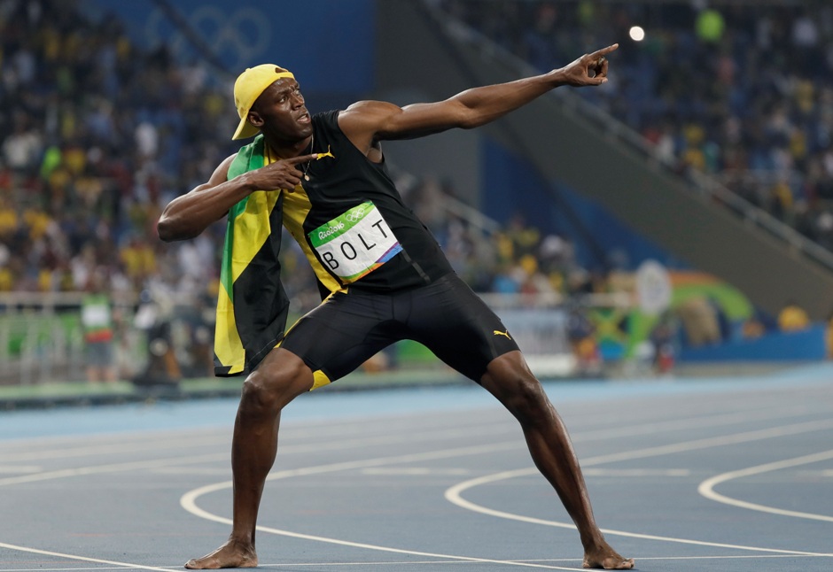 El jamaiquino Usain Bolt festeja tras ganar los 100 metros en los Juegos Olímpicos de Río de Janeiro el domingo, 14 de agosto de 2016. (AP Photo/David J. Phillip)