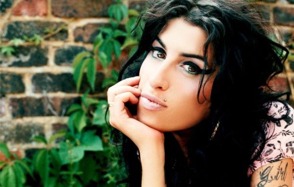 amy-winehouse-wallpaper