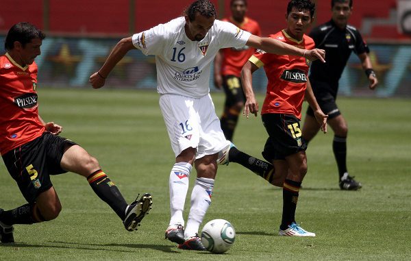 ÑIGA DE QUITO VS DEP CUENCA