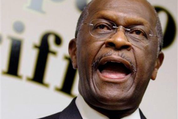 El postulado a la candidatura presidencial por el Partido Republicano Herman Cain en una conferencia de prensa con el alguacil del condado de Maricopa, Joe Arpaio, que no aparece, en las oficinas de Arpaio el lunes, 7 de octubre del 2011, en Phoenix. (Foto AP/Paul Connors)