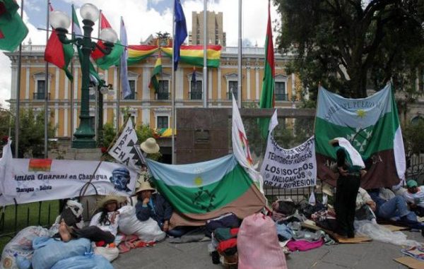 indigenas_bolivia_palacio1
