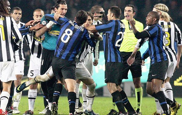 juve-inter rissa in campo