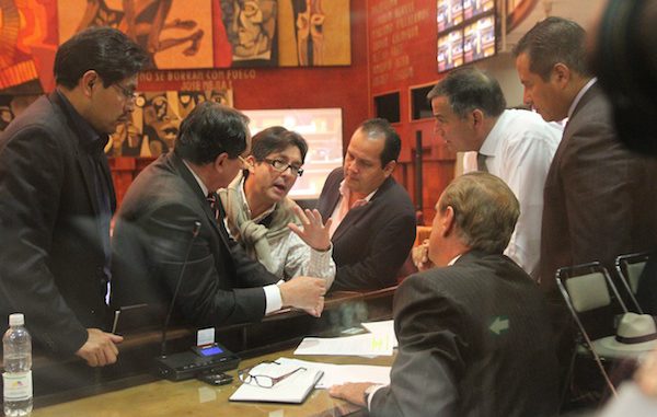 ASAMBLEA EN EL PLENO
