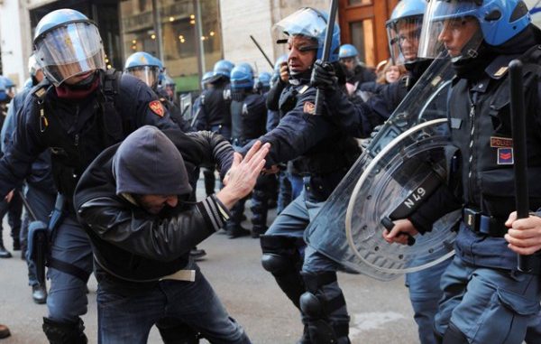 ITALIA-CRISIS FINANCIERA