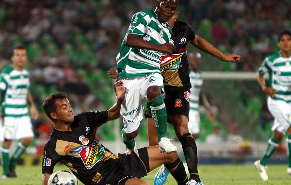 Santos v Morelia - Clausura Tournament 2011