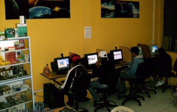 1280275543_107164610_7-A-LA-VENTA-INTERNET-CON-CABINAS-TELEFONICAS-Ecuador-1280275543