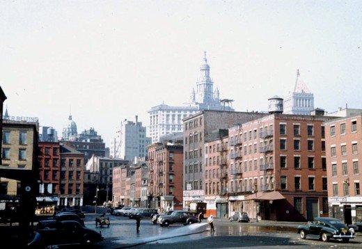 Looking-up-Fulton-St.-from-South-St-1941-520x358