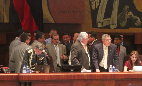 ASAMBLEA EN EL PLENO