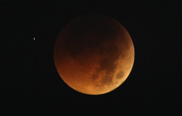 ECLIPSE LUNAR