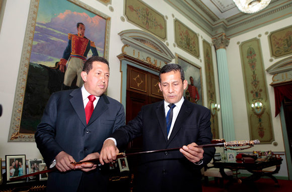 chavez_humala