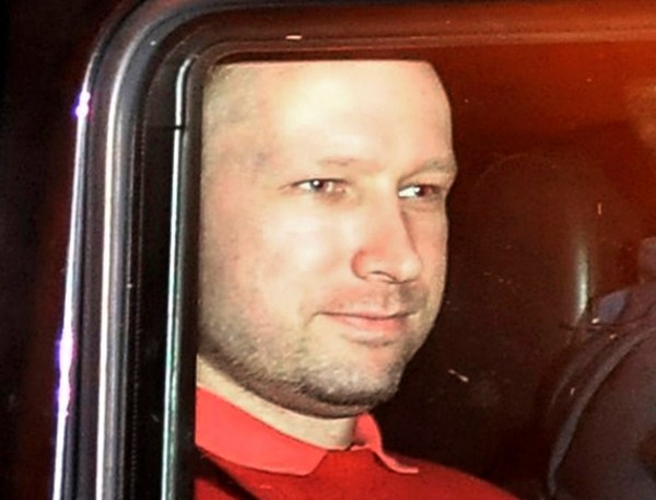 Norwegian Anders Behring Breivik, the man accused of a killing spree and bomb attack in Norway, sits in the rear of a vehicle as he is transported in a police convoy as he is leaving the courthouse in Oslo July 25, 2011. A judge ordered eight weeks detention on Monday for Breivik who has admitted a bombing and shooting massacre that killed about 90 people and who claimed in court to have two more groups of collaborators. Custody, in line with prosecutors’ request, will allow them to investigate the case against Breivik, 32, an anti-Islamic zealot who has previously claimed sole responsibility for Friday’s attacks. The custody can be extended. REUTERS/Jon-Are Berg-Jacobsen/Aftenposten via Scanpix (NORWAY – Tags: CRIME LAW CIVIL UNREST HEADSHOT) MANDATORY CREDIT. NORWAY OUT. NO COMMERCIAL OR EDITORIAL SALES IN NORWAY ORG XMIT: SIN725B