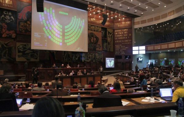 ASAMBLEA EN EL PLENO