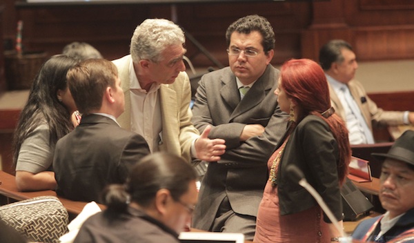 ASAMBLEA EN EL PLENO