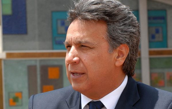 Quito, 18 febrero 2011.- El Vicepresidente de la República, Lenin Moreno, dialogo con Marco Antonio Bravo en una entrevista para El Ciudadano TV. Foto: Presidencia de la República.