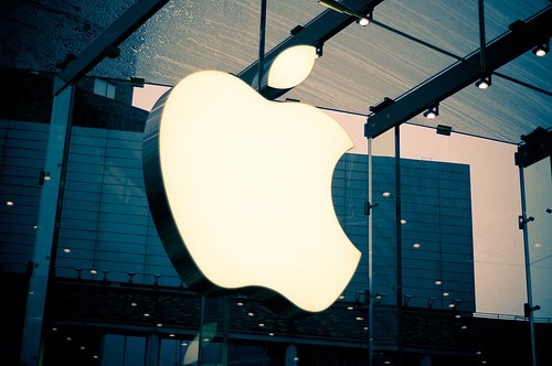 apple