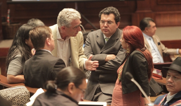 ASAMBLEA EN EL PLENO