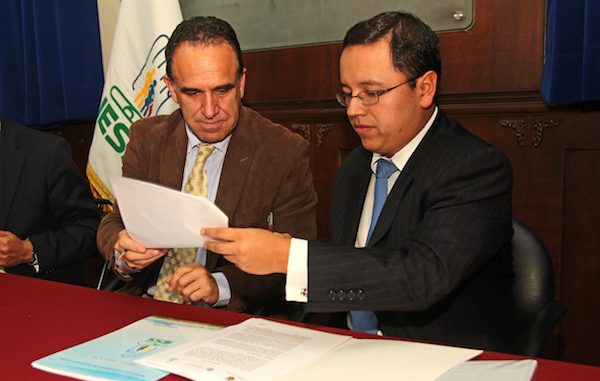 RUEDA DE PRENSA DE PATRICIO RIVERA Y RAMIRO GONZALES