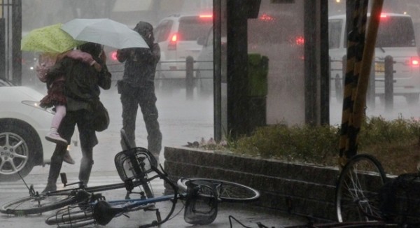 JAPON-TORMENTAS