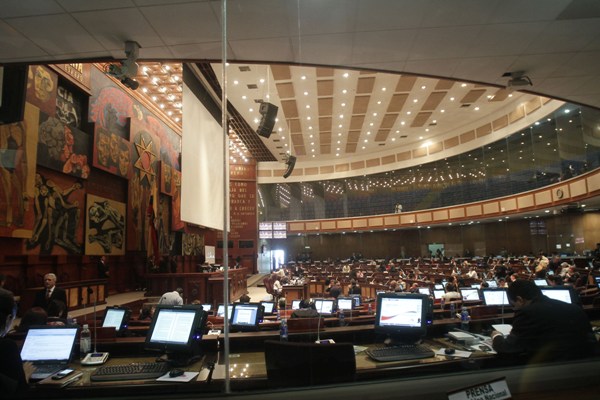 ASAMBLEA EN EL PLENO