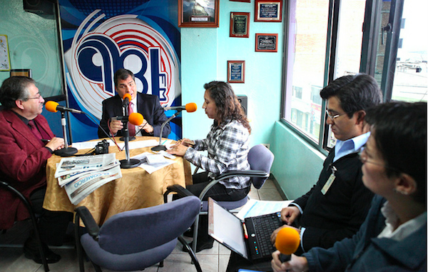 correa latacunga ya