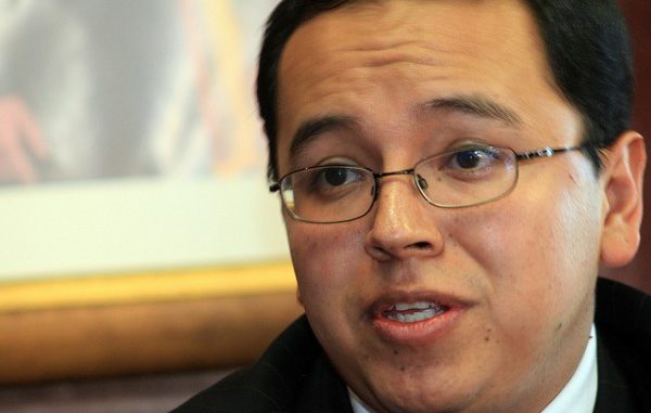 PATRICIO RIVERA MINISTRO DE FINANZAS