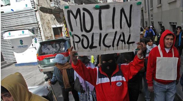 bolivia motín policial