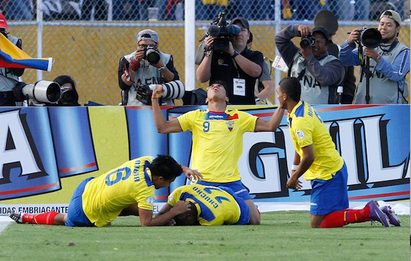 ecuador gol colombia