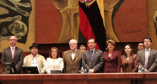 POSECION DEL LOS MIEMBROS DEL CONSEJOS CONTENCIOSO ELECTORAL