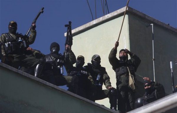 BOLIVIA-POLICIAS