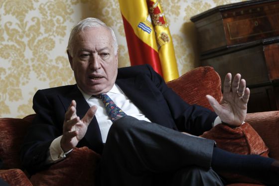 MINISTRO